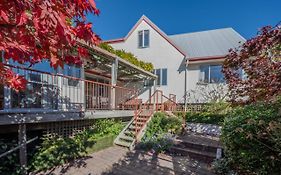 Rose On The Bay - Akaroa Holiday Home