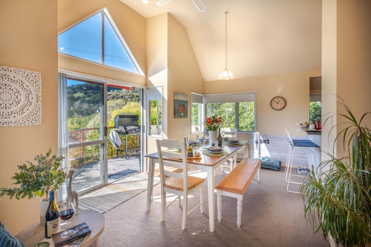 Rose On The Bay - Akaroa Holiday Home Exterior photo